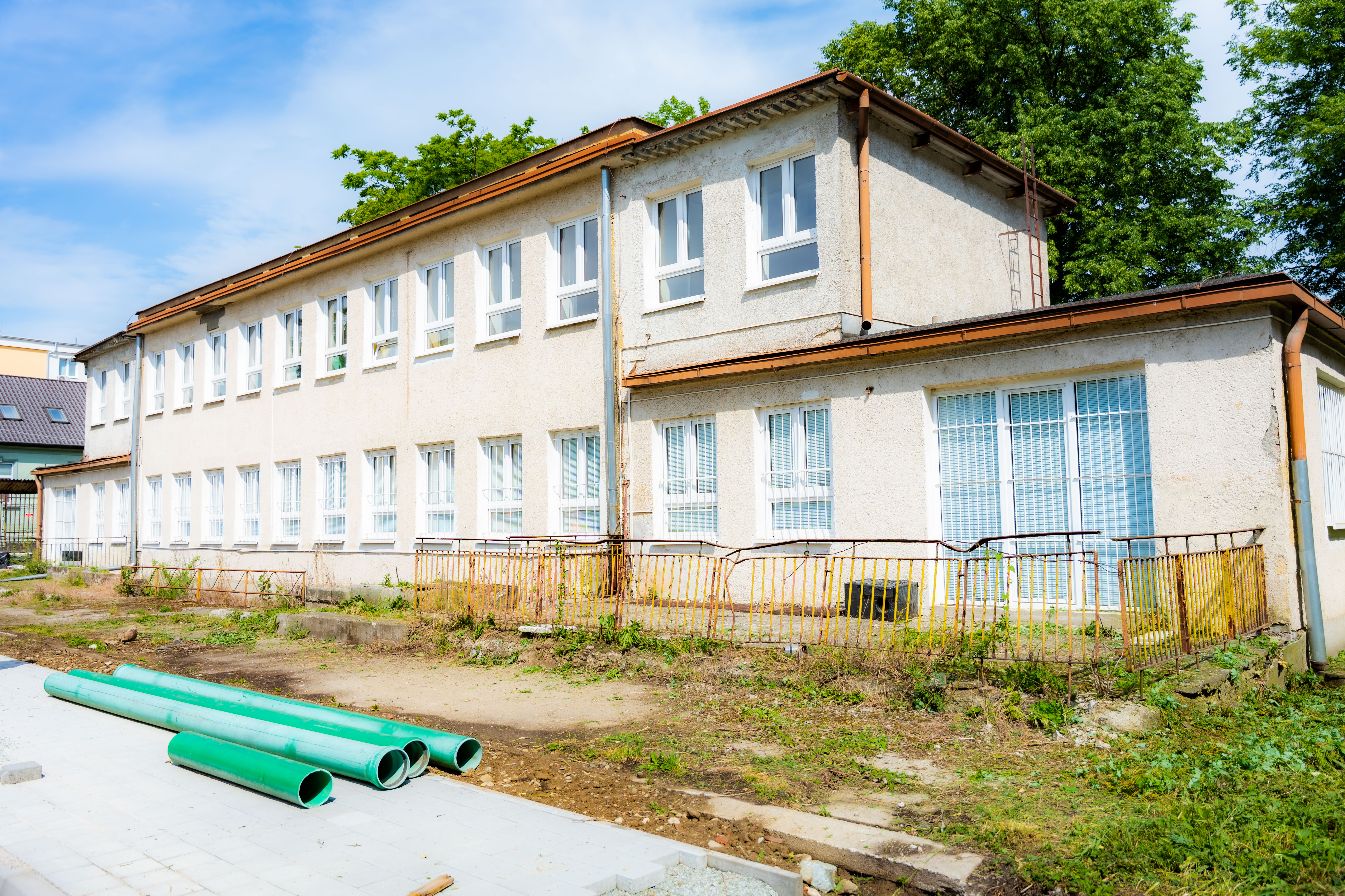 Kontrolna cinnost - Parkovacie plochy, Kosice, Srbska ulica-1-28